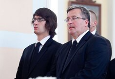 Bronislawas Komorowskis (dešinėje)