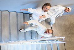 15min studijoje lankosi grupė The Roop