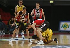 LKL pusfinalio serija iki dviejų pergalių, pirmos rungtynės