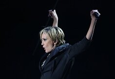 Penktadienio vakarą sostinės &bdquo;Utenos&ldquo; pramogų arenoje Vilniaus gyventojus ir svečius džiugino Prancūzijos &bdquo;muzikos ambasadorė&ldquo; Patricia Kaas