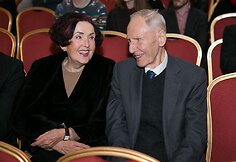 Labiausiai nusipelnę fotomenininkai apdovanoti specialiomis premijomis.