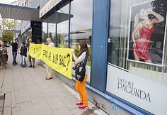 Prie Baltarusijos ambasados piketavo žalieji