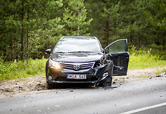 Vilniaus Pilaitės rajone susidūrė automobiliai, yra nukentėjusių