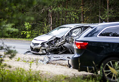 Vilniaus Pilaitės rajone susidūrė automobiliai, yra nukentėjusių