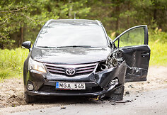 Vilniaus Pilaitės rajone susidūrė automobiliai, yra nukentėjusių