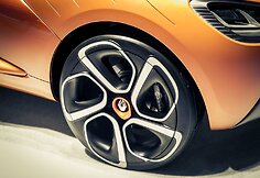 „Renault“ stendas Frankfurto automobilių parodoje
