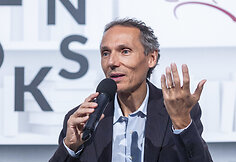 &bdquo;Open books&ldquo; festivalyje &ndash; naujovės ir R.Kmitai įteikta premija