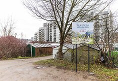 Vilniuje, Kernavės g. nukėlinėjami metaliniai garažai