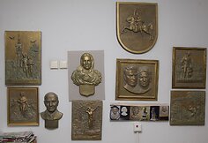 Skulptorius Jonas Vasilevičius sukūrė kelias Rūtos Meilutytės skulptūras.