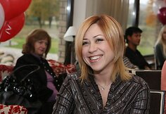 Akcijos metu žmonės nuo spalio iki gruodžio pradžios raginami prisidėti prie organizacijos &bdquo;Gelbėkit vaikus&ldquo; programos &bdquo;Galimybė gyventi geriau&ldquo;, padėti vaikų globos auklėtiniams rasti naujus namus bei aukoti skaudžių istorijų herojams.