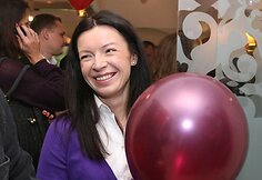Akcijos metu žmonės nuo spalio iki gruodžio pradžios raginami prisidėti prie organizacijos &bdquo;Gelbėkit vaikus&ldquo; programos &bdquo;Galimybė gyventi geriau&ldquo;, padėti vaikų globos auklėtiniams rasti naujus namus bei aukoti skaudžių istorijų herojams.