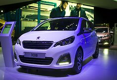 Prancūziškai-japoniško „Peugeot 108“ pasirodymas Ženevoje