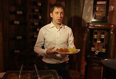  Restorane ,,Csarda" E.Dragūnas atkleidė būsimo koncerto paslaptis.