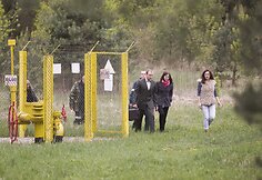Aplinkosaugininkai tikrino tvoros atstumą nuo vandens telkinių.