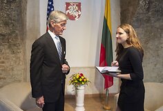 JAV Sausumos pajėgų sekretorius Johnas McHughas 