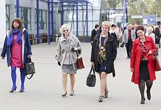  Į penktadienį vykusį Lietuvos socialdemokratų partijos suvažiavimą politikai puo&scaron;ėsi, kaip į &scaron;ventę.