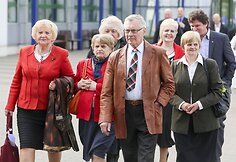  Į penktadienį vykusį Lietuvos socialdemokratų partijos suvažiavimą politikai puo&scaron;ėsi, kaip į &scaron;ventę.