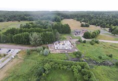 Namas Palangos Ajerų gatvės viduryje