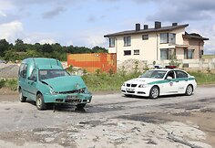 Vilniaus rajone susidūrė trys automobiliai