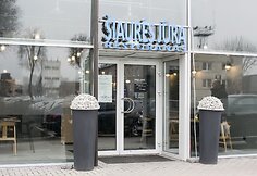 Pasaulio austrių atidarymo čempiono Marselio Lessoille pasirodymas