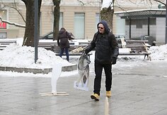 Vilkų „piketas“ Vilniaus V.Kudirkos aikštėje
