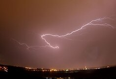 Grėsminga perkūnija truko ilgiau nei tris valandas.