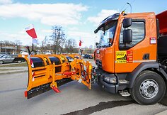 „Grinda“ nusipirko 10 naujų „Renault“ sunkvežimių skirtų keliams valyti