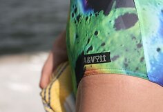 Antradienį Nidoje įvyko dizainerių dueto A&V sukurtų maudymosi kostiumėlių fotosesija.