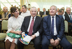 Kęstutis Trečiokas (de&scaron;inėje)