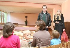 Grupės &bdquo;SEL&ldquo; lyderis Egidijus Dragūnas bendravo su Vaikų globos namų auklėtiniais