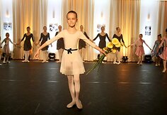 Balerina Eglė Špokaitė su mokiniais surengė jaukų šventinį vakarą