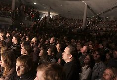 Aistė Smilgevičiūtė ir grupė „Skylė“ gerbėjams pristatė albumą „Broliai“.
