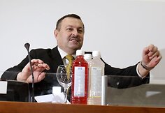 Pasitikėjimą praradusį Vilių Navicką pakeitė Raimundas Alekna