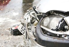 Vilniuje vertėsi &bdquo;Toyota Avensis&ldquo;, nukentėjo vairuotojas