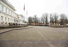  S.Daukanto aik&scaron;tėje &scaron;ventinė ceremonija, skirta Lietuvos kariuomenės Garbės sargybos kuopos įkūrimo 25-mečiui