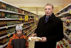 Krautuvėlės atidarymo akimirka
