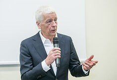 Saulius &Scaron;altenis