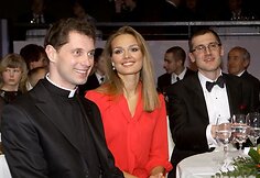 Projektas &bdquo;Lietuvos garbė&ldquo; už gerus darbus įvertino nusipelniusius žmones. 