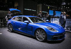 Ženevoje &ndash; naujojo &bdquo;Porsche Panamera Sport Turismo&ldquo; premjera
