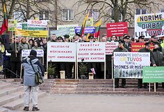 Prie Seimo &ndash; protestas dėl mi&scaron;kų reformos