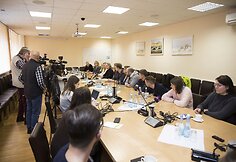 Spektaklio &bdquo;Žalia pievelė" spaudos konferencija