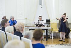 Prezidentė Dalia Grybauskaitė pasveikino ir ordino &bdquo;Už nuopelnus Lietuvai&ldquo; medaliu apdovanojo daugiavaikes motinas