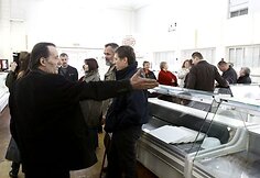 Tušti prekystaliai Vilniaus turguose