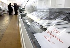 Tušti prekystaliai Vilniaus turguose