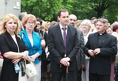 Lietuvos lenkai surengė piketą prie JAV ambasados.