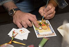 Žinomi žmonės margino meduolius