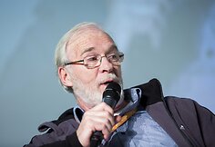 Ian Mcelhinney