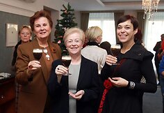 Birutė Vizgirdienė, Airijos ambasadorė Filomena Murnaghan ir Nomeda Marčėnaitė