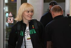 Lietuvos moterų krepšinio rinktinė Vilniaus oro uoste