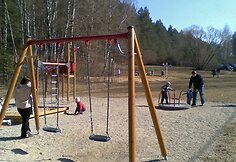 Vilniečiai poilsiauja prie Žaliųjų ežerų